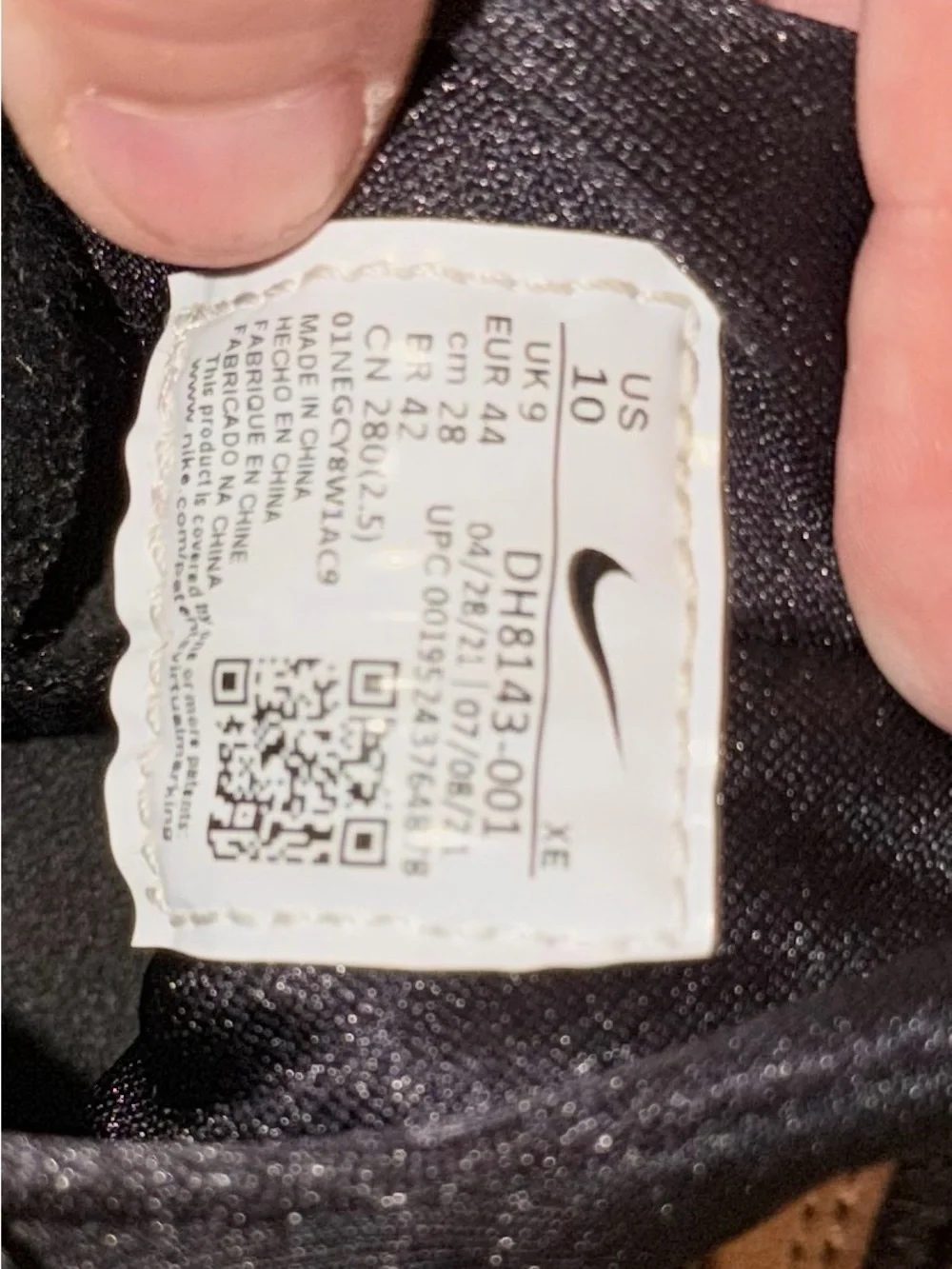 Nike Air Huarache LE Bison in size 10
